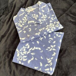 Victoria’s Secret Elegant Long Sleeve Blue Pajama Set with White Feather Accents